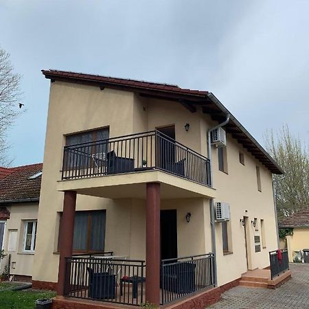 Balaton Apartmanhaz ชิโอฟก ภายนอก รูปภาพ