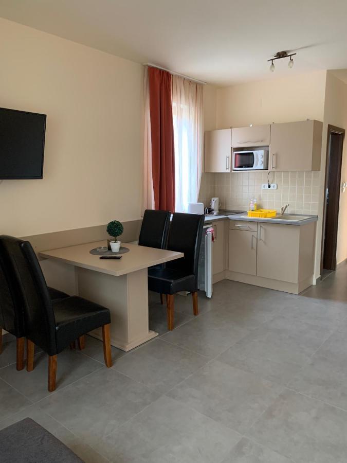 Balaton Apartmanhaz Apartment ชิโอฟก ภายนอก รูปภาพ