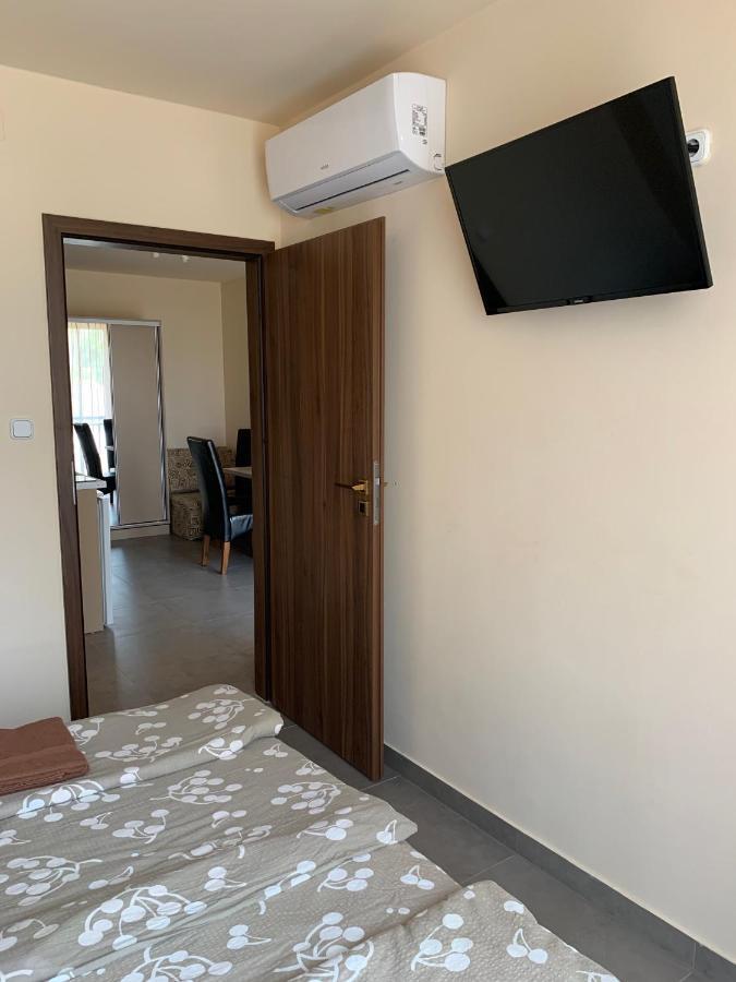 Balaton Apartmanhaz ชิโอฟก ภายนอก รูปภาพ