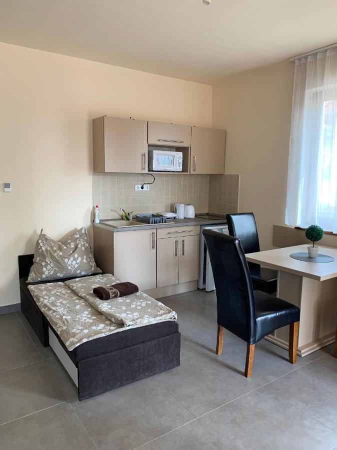 Balaton Apartmanhaz ชิโอฟก ภายนอก รูปภาพ