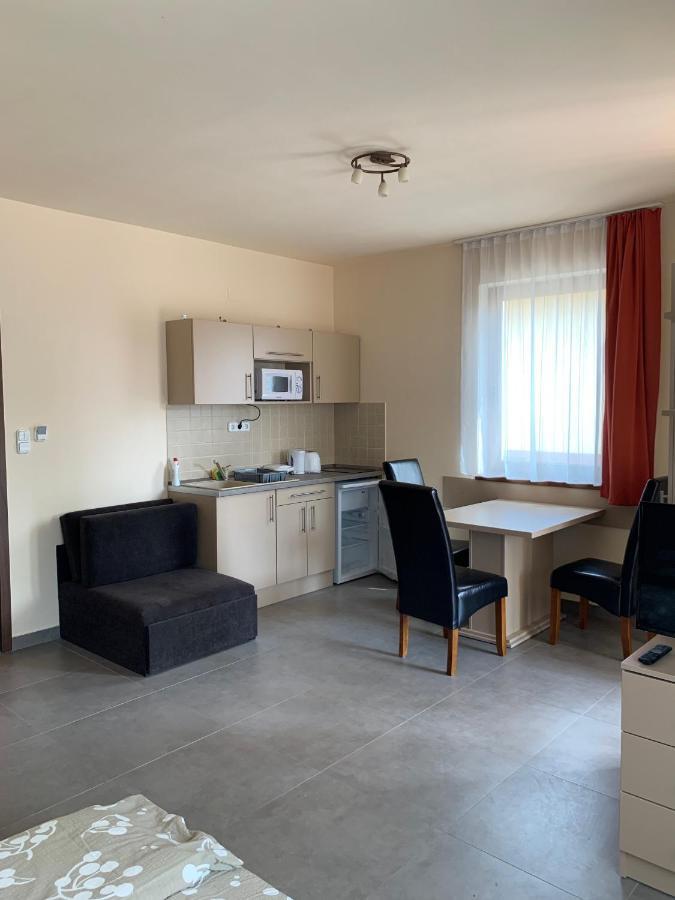 Balaton Apartmanhaz ชิโอฟก ภายนอก รูปภาพ