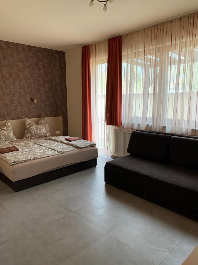 Balaton Apartmanhaz ชิโอฟก ภายนอก รูปภาพ