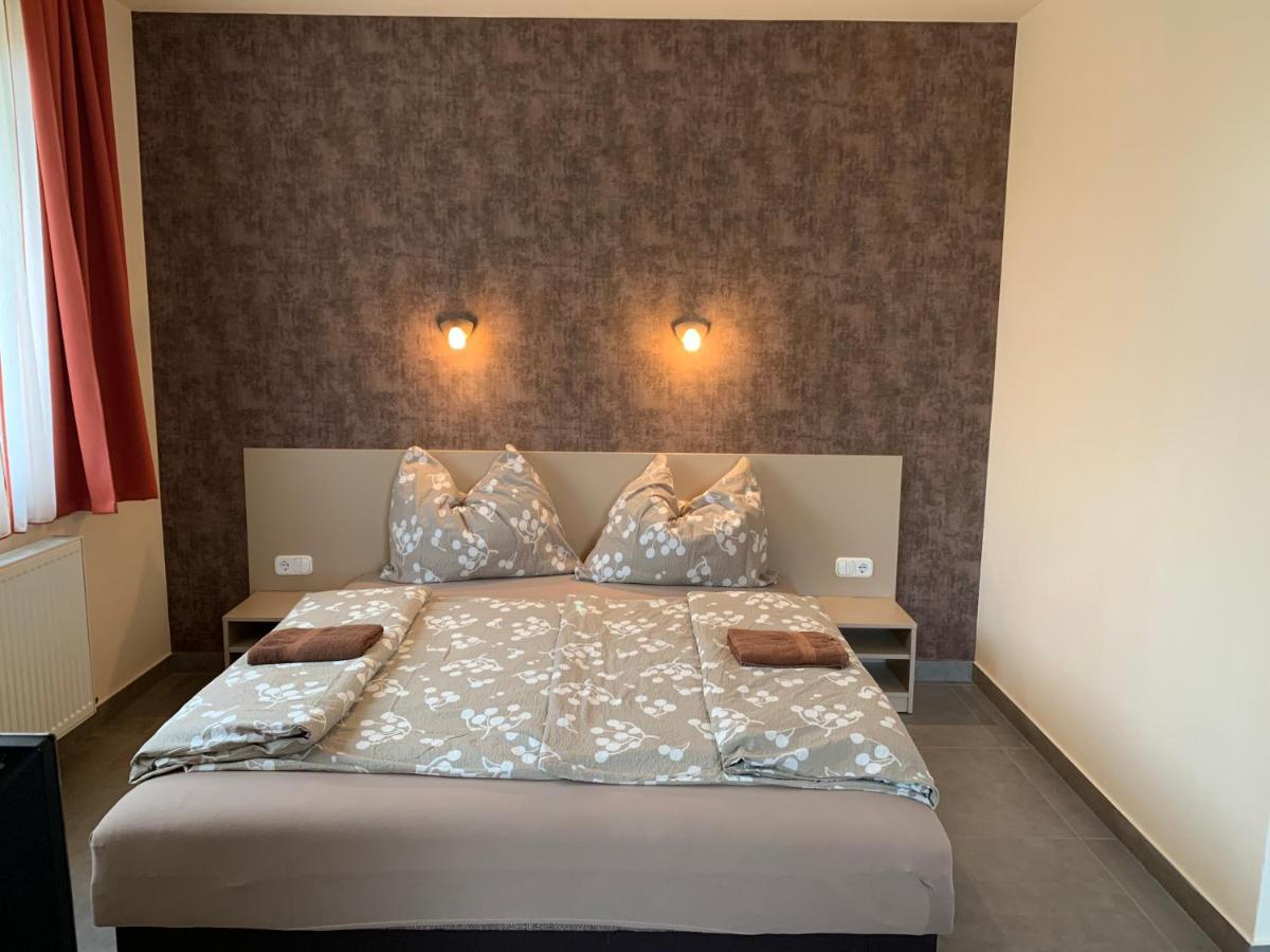 Balaton Apartmanhaz ชิโอฟก ภายนอก รูปภาพ
